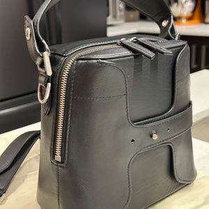 WANT LES ESSENTIELS Breuer Mini Leather Crossbody Bucket Bag